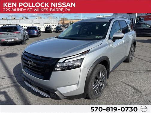 2025 Nissan Pathfinder SL 4WD