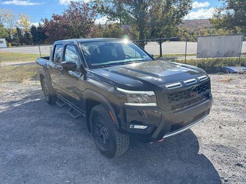 Super Black 2026 Nissan Frontier PRO-4X