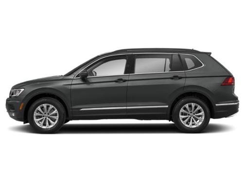 Platinum Gray Metallic 2018 Volkswagen Tiguan 2.0T SE 4MOTION