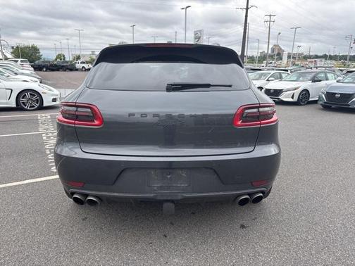 2017 Porsche Macan Base
