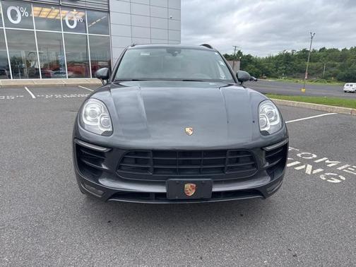 2017 Porsche Macan Base