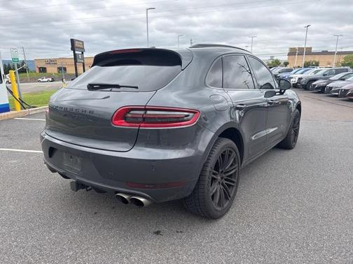 2017 Porsche Macan Base