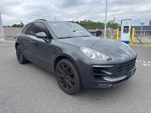2017 Porsche Macan Base