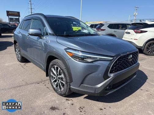 2024 Toyota Corolla Cross XLE
