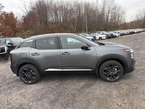 Gun Metallic 2026 Nissan Kicks SR