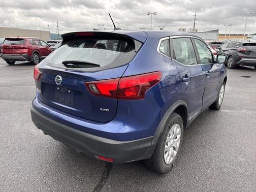 2019 Nissan Rogue Sport S