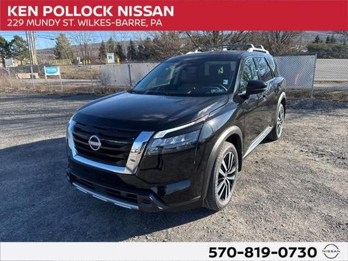 2025 Nissan Pathfinder Platinum 4WD