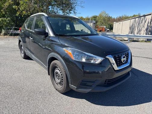 2018 Nissan Kicks S