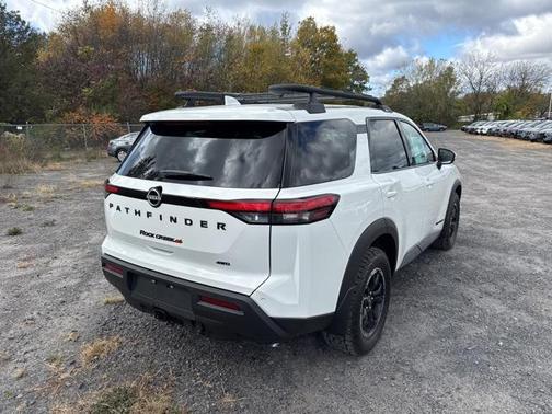2025 Nissan Pathfinder Rock Creek 4WD