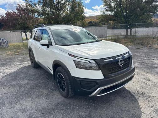 2025 Nissan Pathfinder Rock Creek 4WD