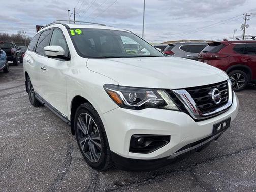 2019 Nissan Pathfinder Platinum