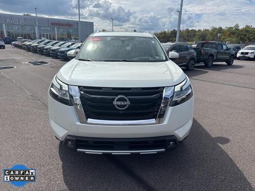 2022 Nissan Pathfinder Platinum 4WD