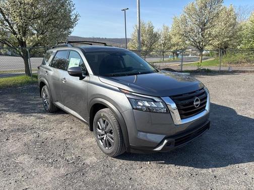 2025 Nissan Pathfinder SV 4WD