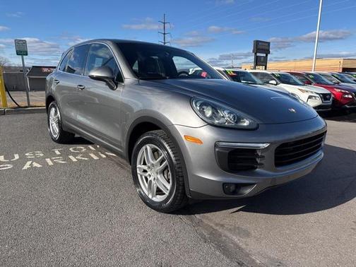 2016 Porsche Cayenne Cayenne
