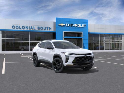 Summit White 2026 Chevrolet Trax FWD ACTIV
