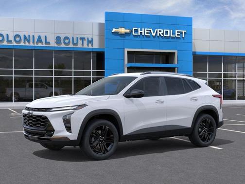 Summit White 2026 Chevrolet Trax FWD ACTIV