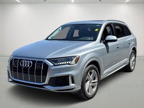 2024 Audi Q7 55 Premium Plus