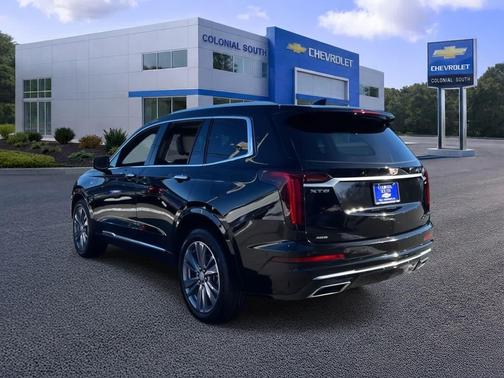 2025 Cadillac XT6 Premium Luxury AWD