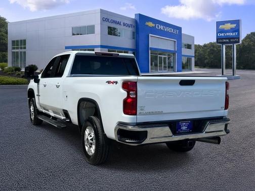Summit White 2025 Chevrolet Silverado 2500 LT