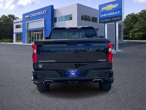 BLACK 2022 Chevrolet Silverado 1500 RST