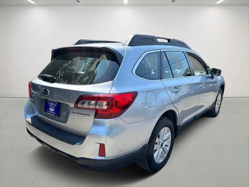 2017 Subaru Outback 2.5i