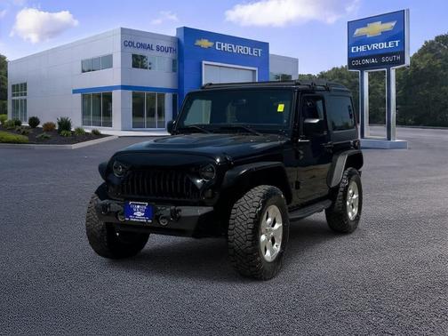Black Clearcoat 2013 Jeep Wrangler Sahara
