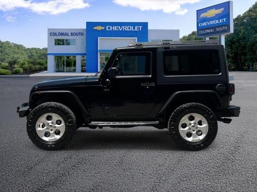 Black Clearcoat 2013 Jeep Wrangler Sahara
