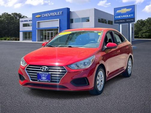 Pomegranate Red 2020 Hyundai Accent SE