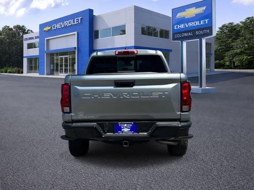 Sterling Gray Metallic 2023 Chevrolet Colorado WT