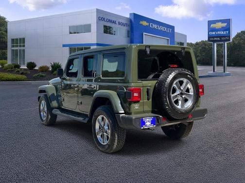 Sarge Green Clearcoat 2022 Jeep Wrangler Unlimited Sahara
