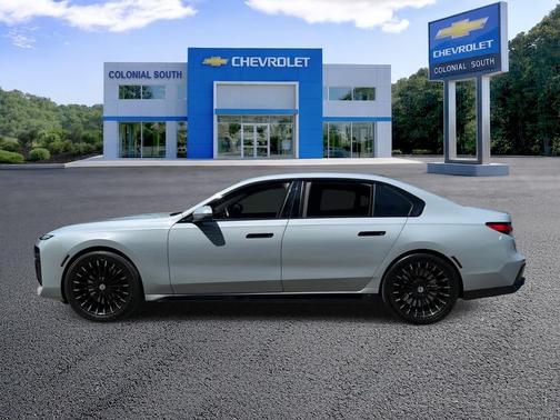 Brooklyn Grey Metallic 2023 BMW 760 i xDrive
