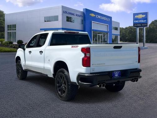 SUMMIT WHI 2024 Chevrolet Silverado 1500 LT Trail Boss
