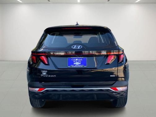 2023 Hyundai TUCSON SE