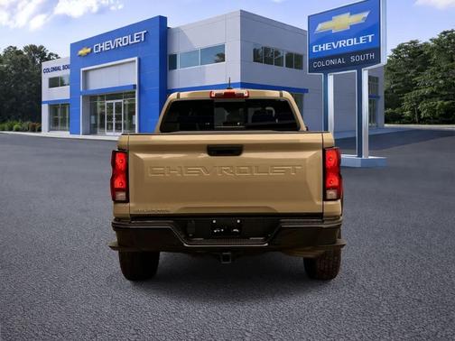 Sand Dune Metallic 2023 Chevrolet Colorado Trail Boss