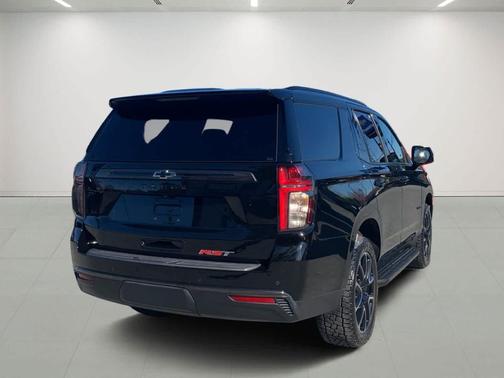 2022 Chevrolet Tahoe 4WD RST