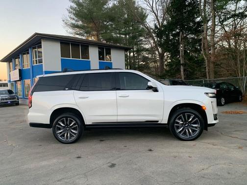 2024 Cadillac Escalade Sport Platinum