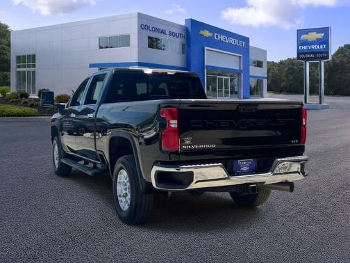 Mosaic Black Metallic 2022 Chevrolet Silverado 2500 LTZ