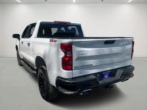 2022 Chevrolet Silverado 1500 Custom Trail Boss