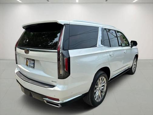 2022 Cadillac Escalade Premium Luxury