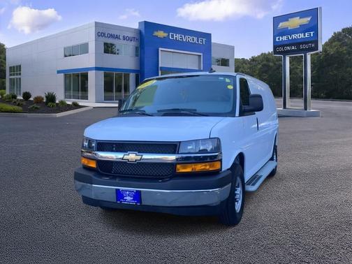 2024 Chevrolet Express 2500 RWD 2500 Regular Wheelbase WT