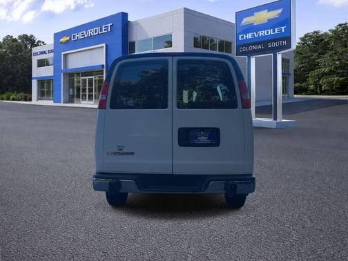 2024 Chevrolet Express 2500 RWD 2500 Regular Wheelbase WT