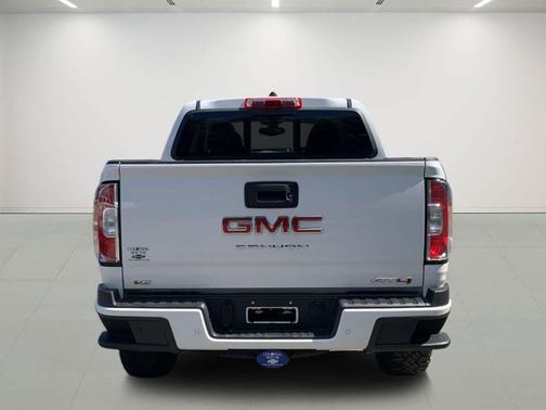 2022 GMC Canyon AT4