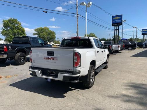 2022 GMC Canyon AT4