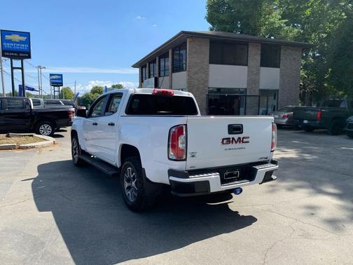 2022 GMC Canyon AT4