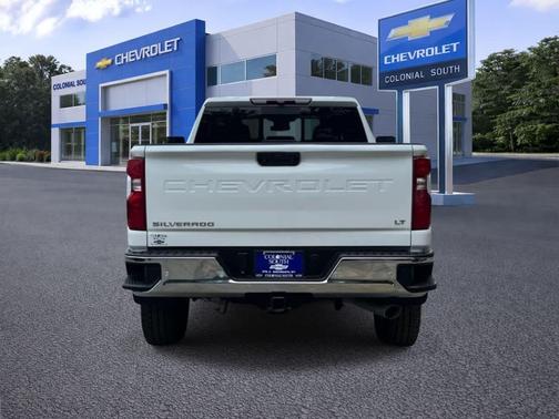 Summit White 2025 Chevrolet Silverado 2500 LT