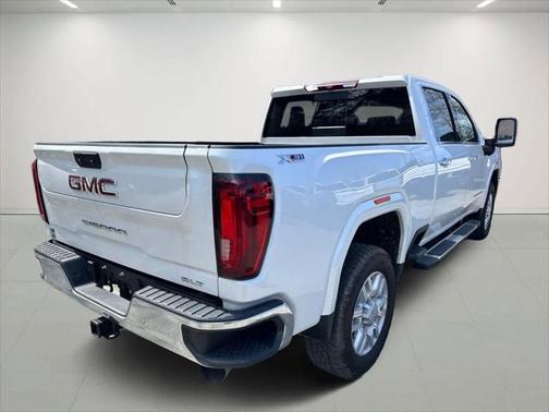 2022 GMC Sierra 3500 SLT