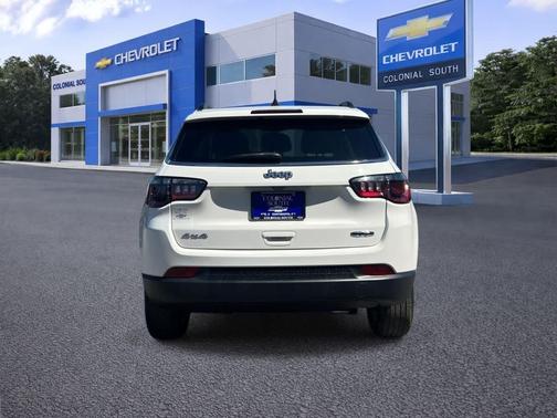 White Clearcoat 2021 Jeep Compass Latitude