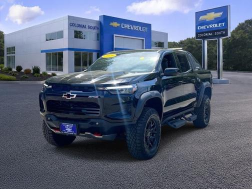Black 2025 Chevrolet Colorado ZR2