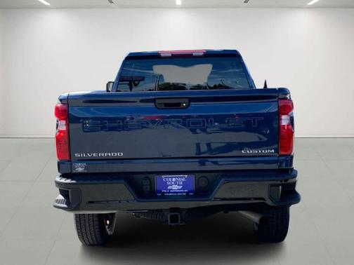 2022 Chevrolet Silverado 2500 Custom