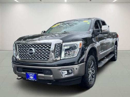 2016 Nissan Titan XD Platinum Reserve
